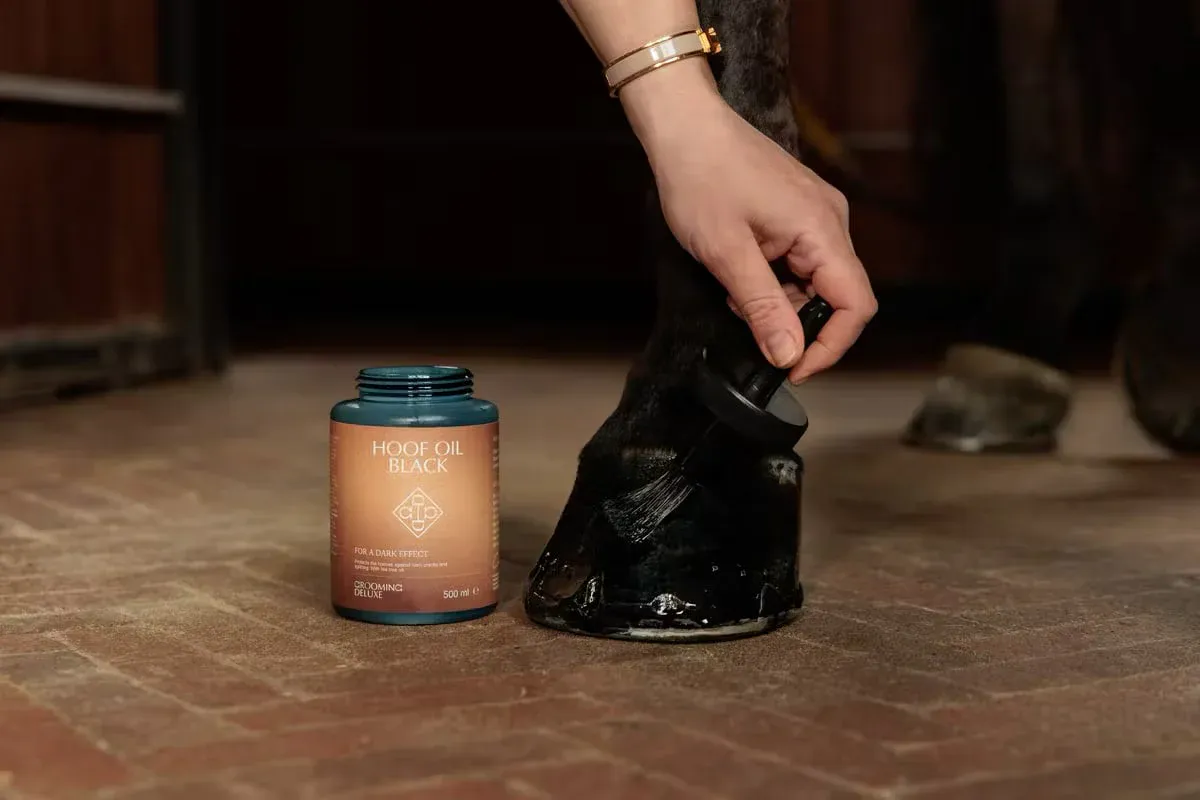 Grooming Deluxe Hoof Oil Shine