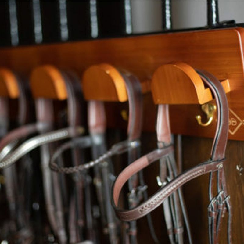 Grooming Deluxe Wooden Bridle Rack