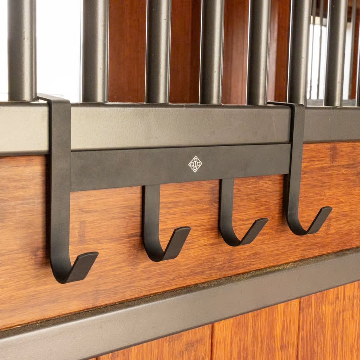 Bridle Rack Metal with 4 hooks matt