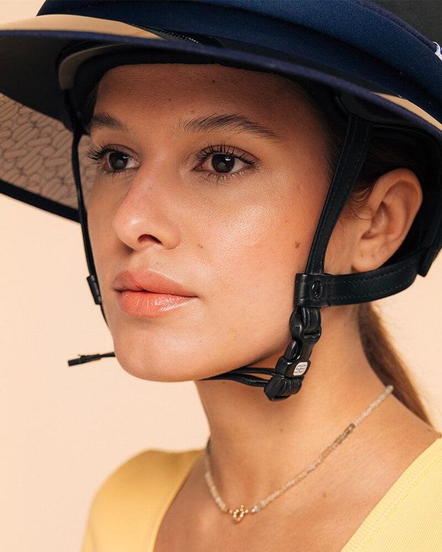 Aria - Equestrian visor for helmet